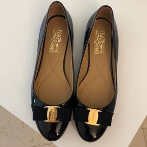 Beautiful Ferragamo Varina, patent size 9